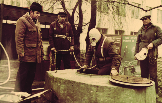 Практичні заняття працівників СПГ з використання засобів індивідуального захисту,1973 рік